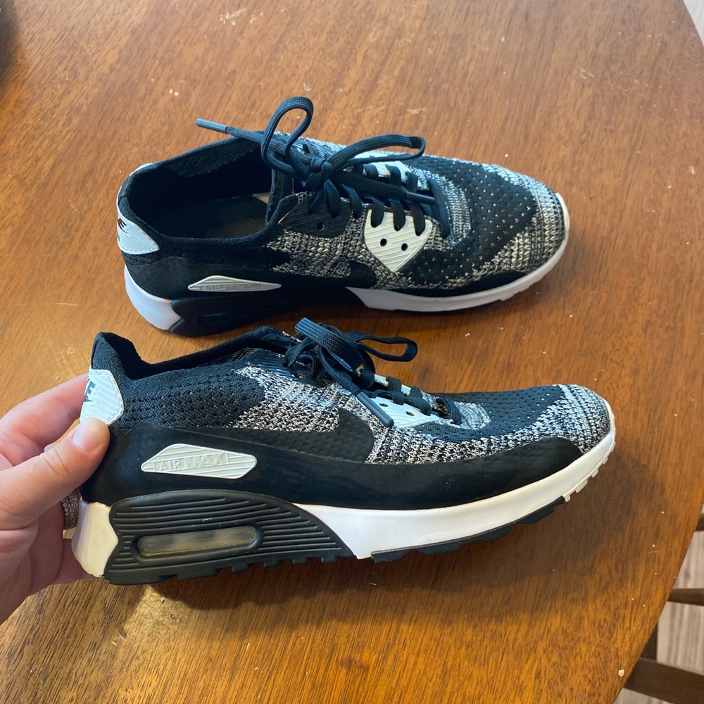 Nike Air Max sneakers, size 7.5.